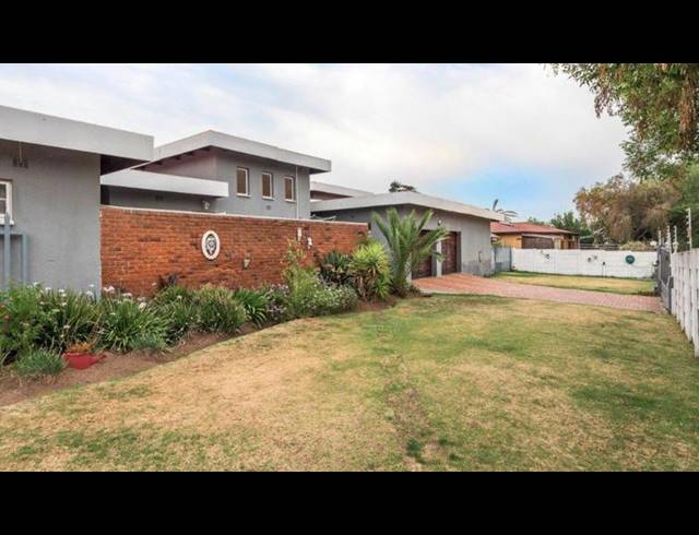 3 BEDROOM HOUSE FOR SALE IN EDENVALE CENTRAL